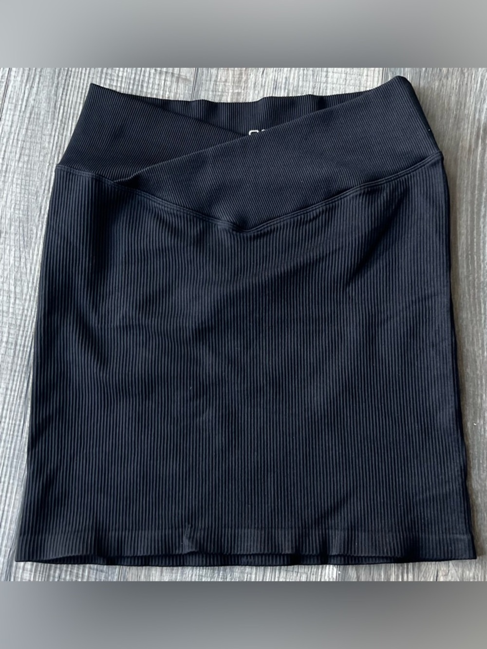 OQQ Black Ribbed Pencil Skirt with V-Waist